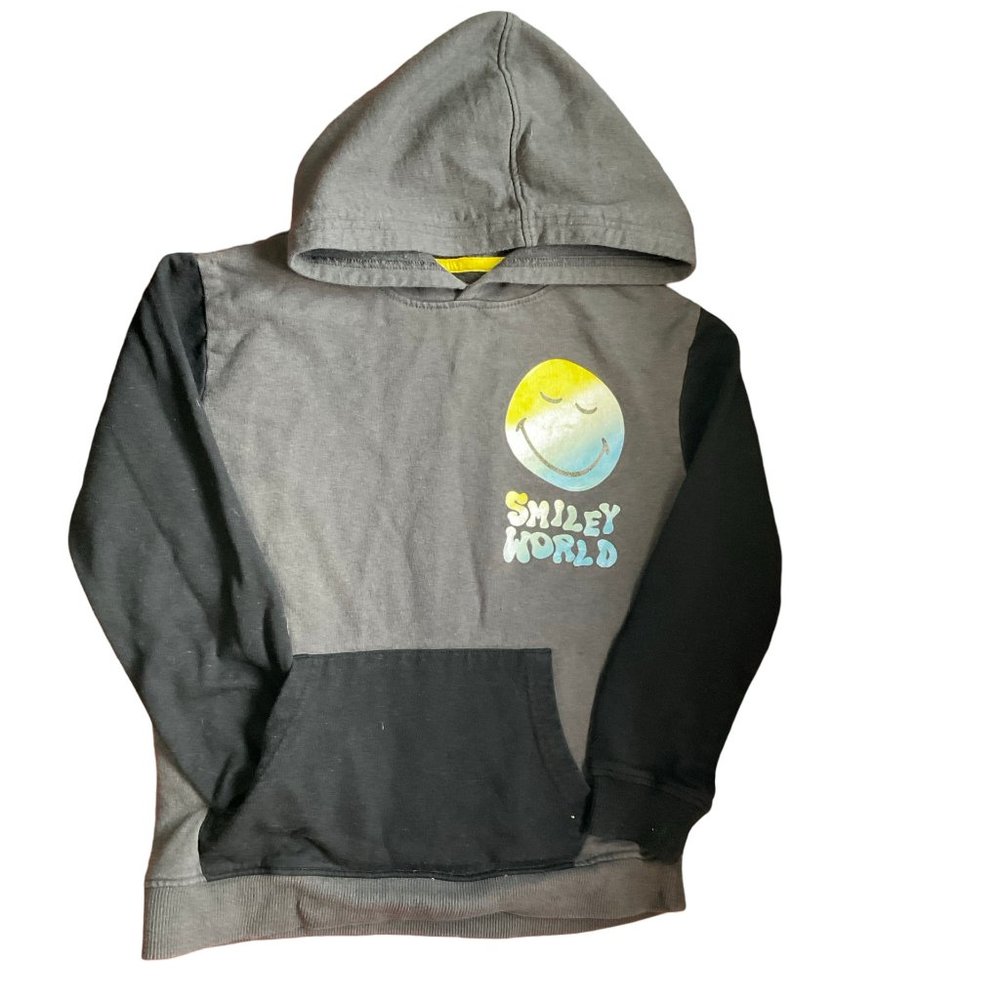 Gray/Black Pullover Hoodie w/ Brand Logo